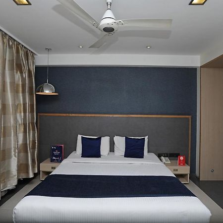 The Sirona Hotel Pune Exterior photo