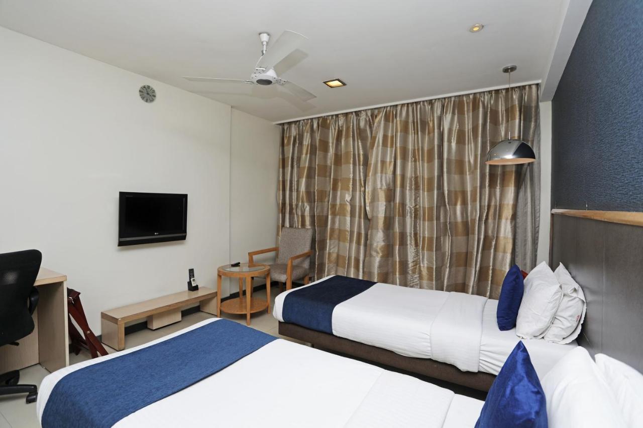 The Sirona Hotel Pune Exterior photo
