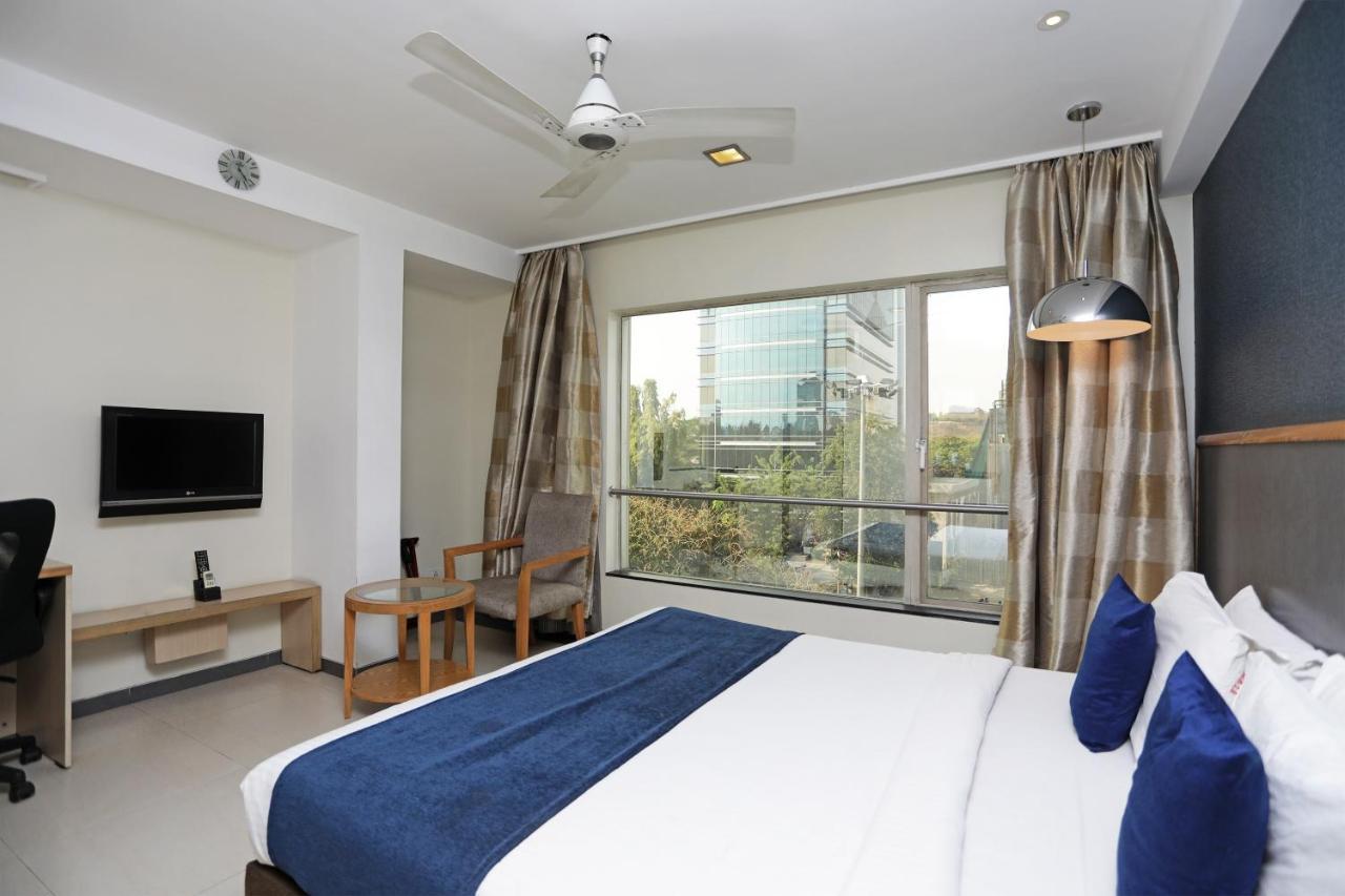 The Sirona Hotel Pune Exterior photo